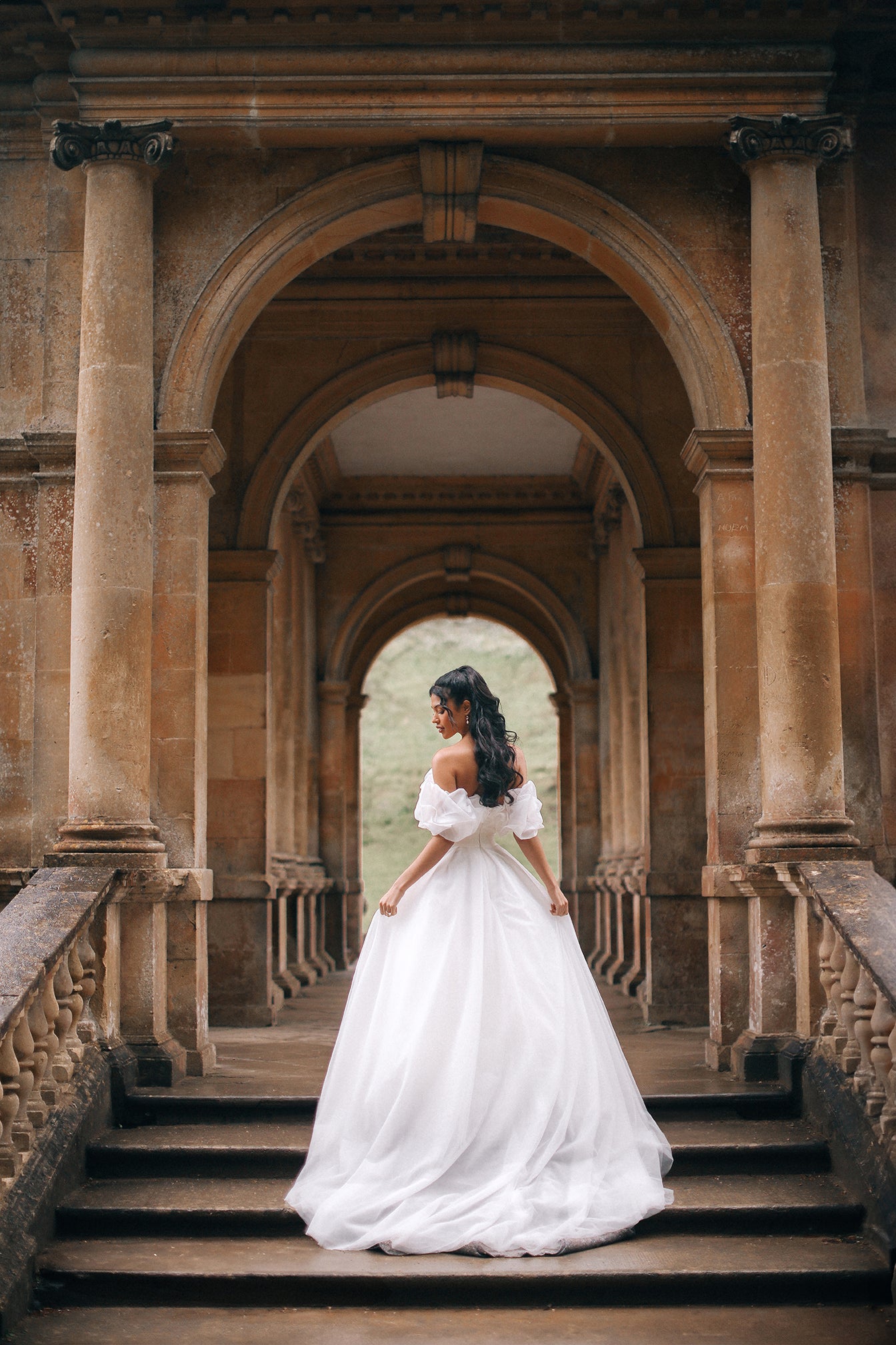 BR1021 - Rosamund