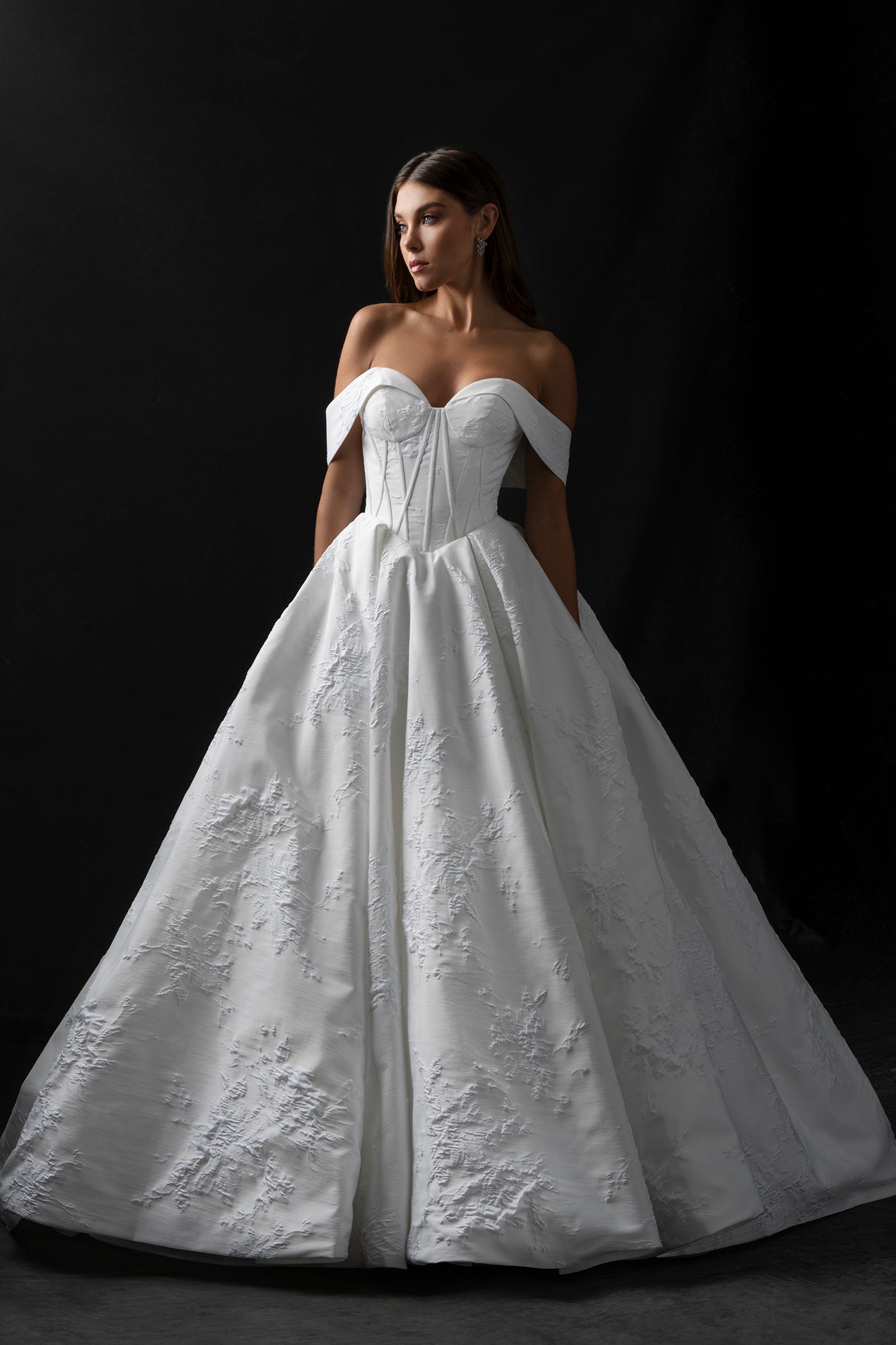 allure lace wedding dress 8764 Allure