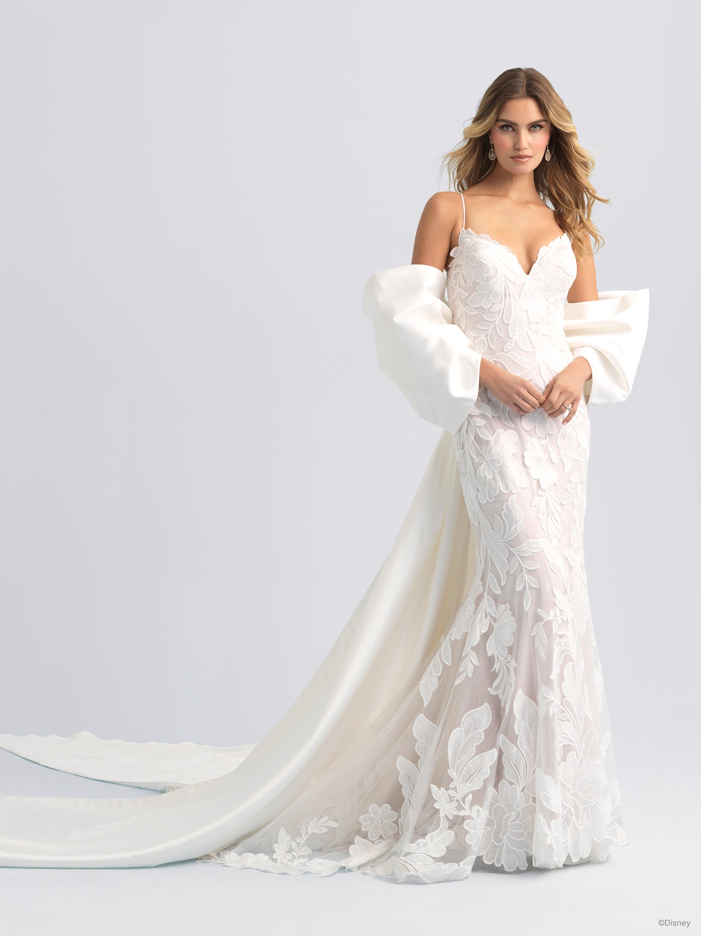DP406CP - Rapunzel Cape