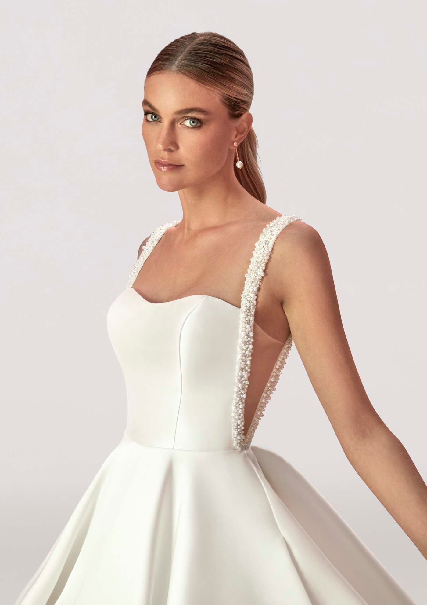 MJ1061 - Gala