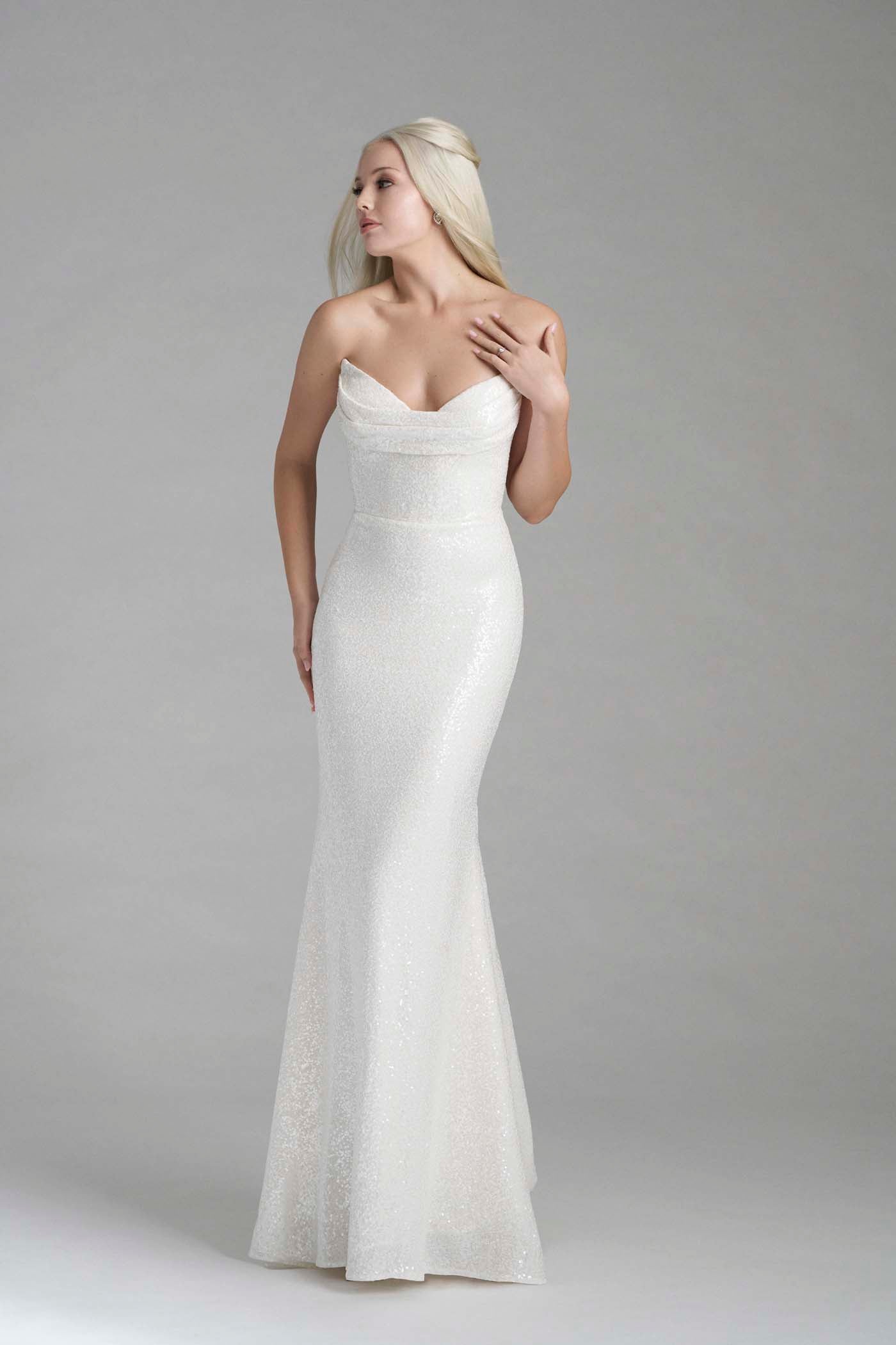 MJ1151 - Esme
