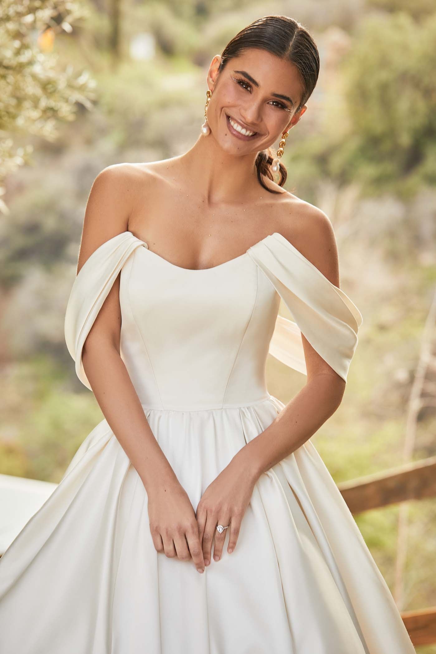 MJ863 - Kari