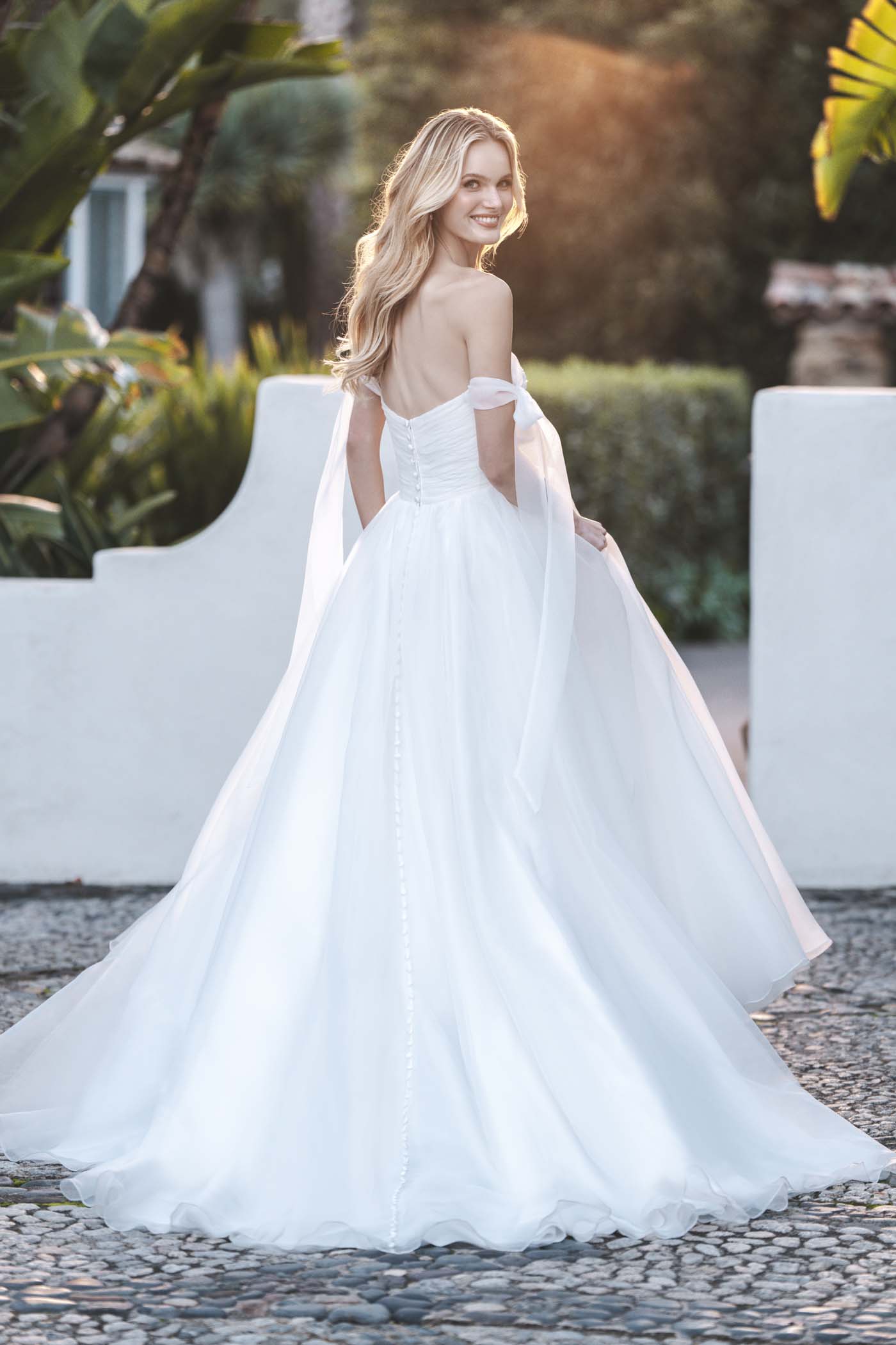 R3750