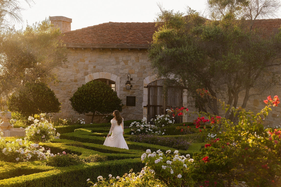 Lightweight Fabrics That Travel Well for Weddings Abroad