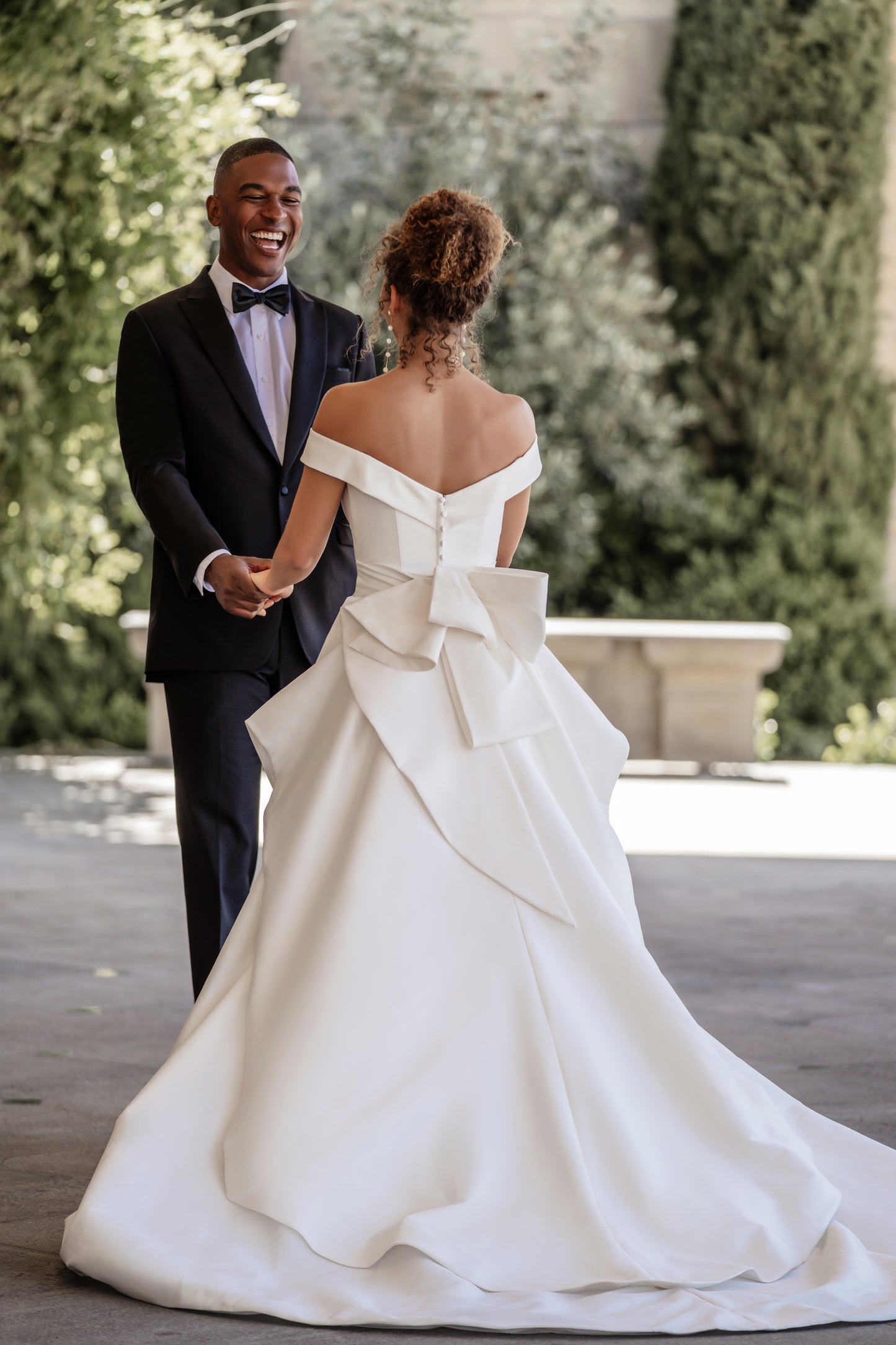 Ultra Black Peak Lapel Tuxedo