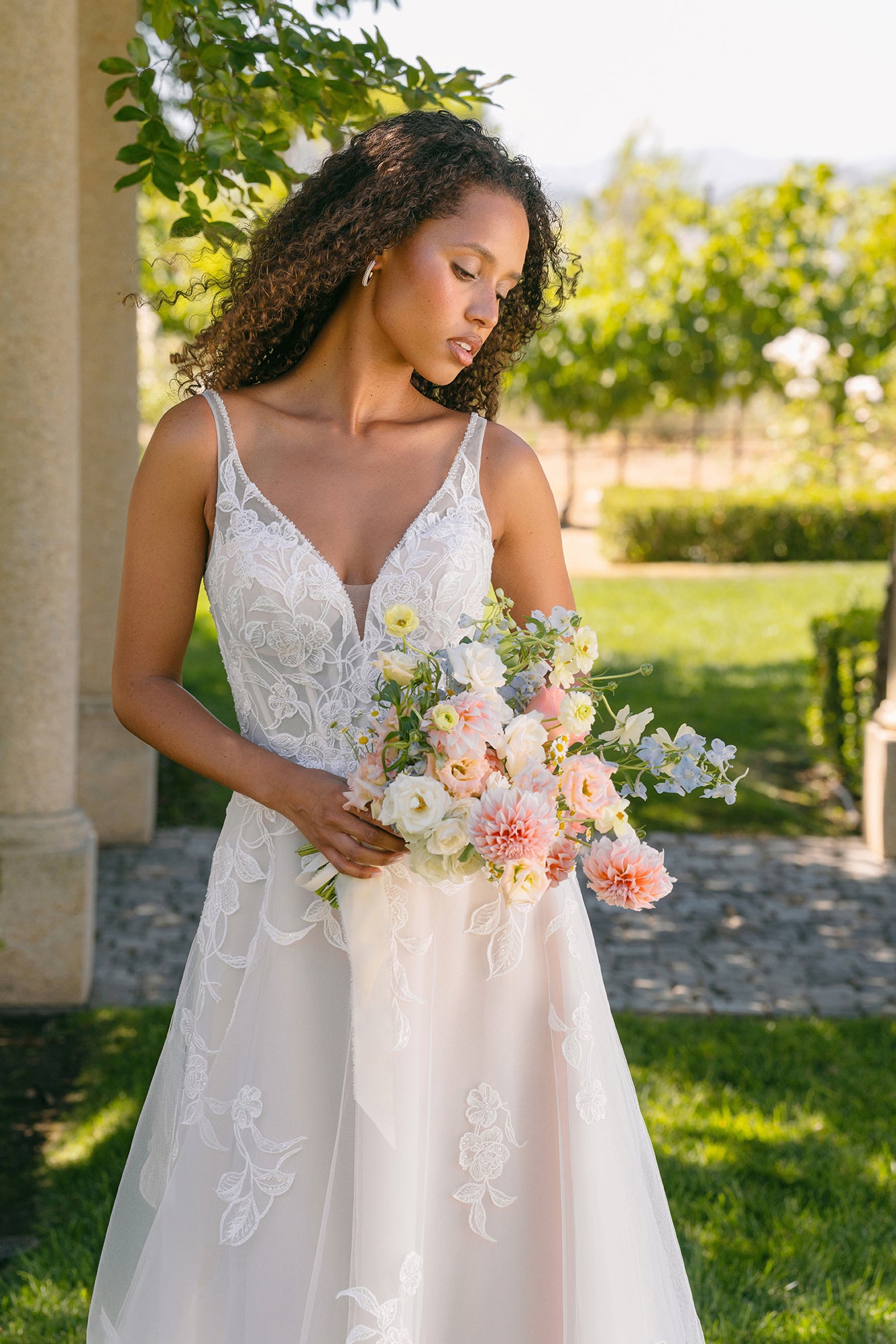 ありゅーる A1415 – Allure Bridals