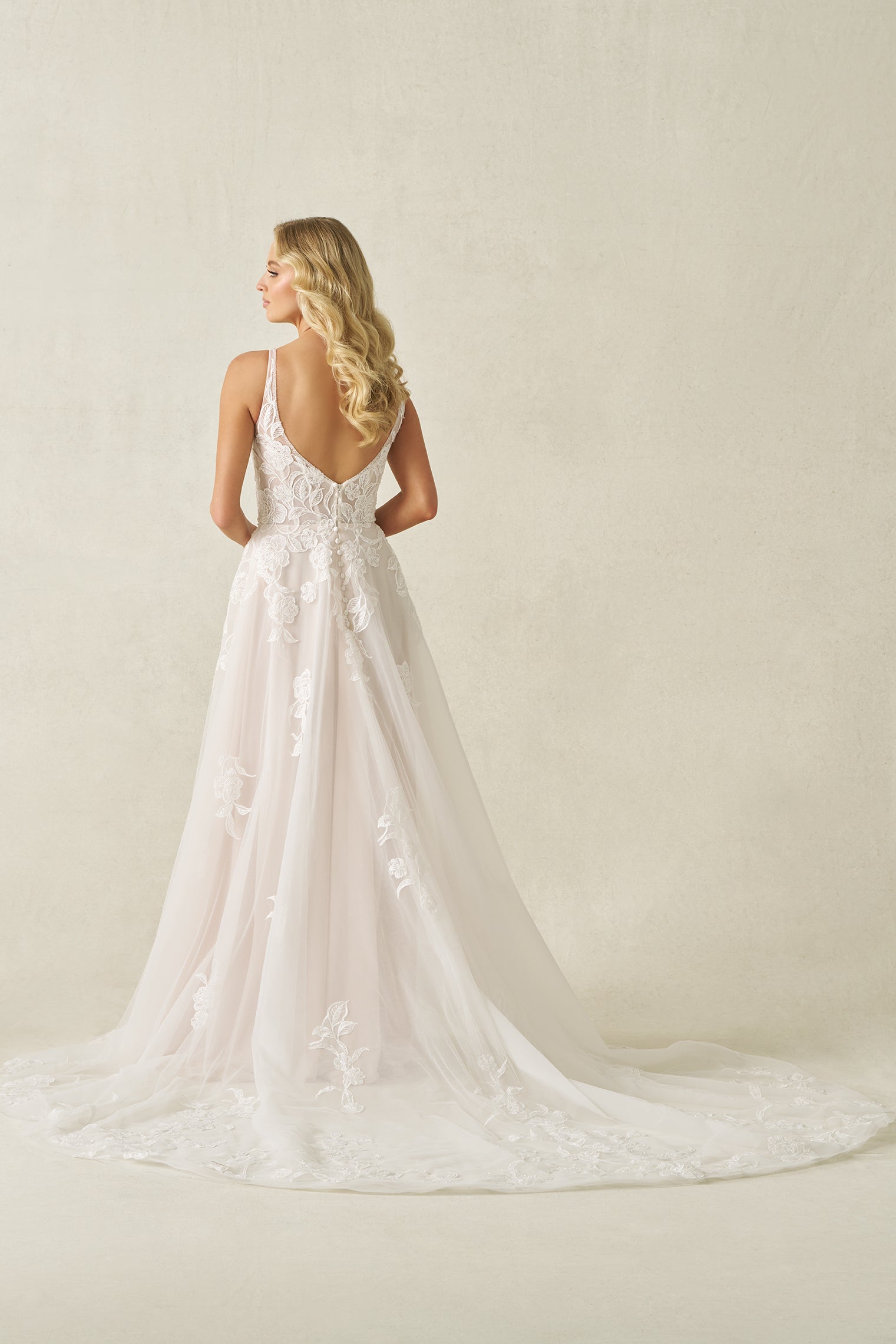 A1415 – Allure Bridals