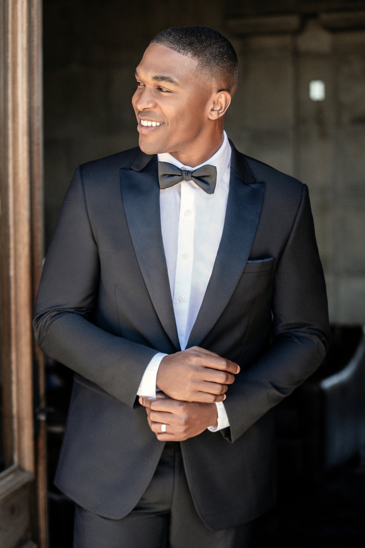 Ultra Black Peak Lapel Tuxedo