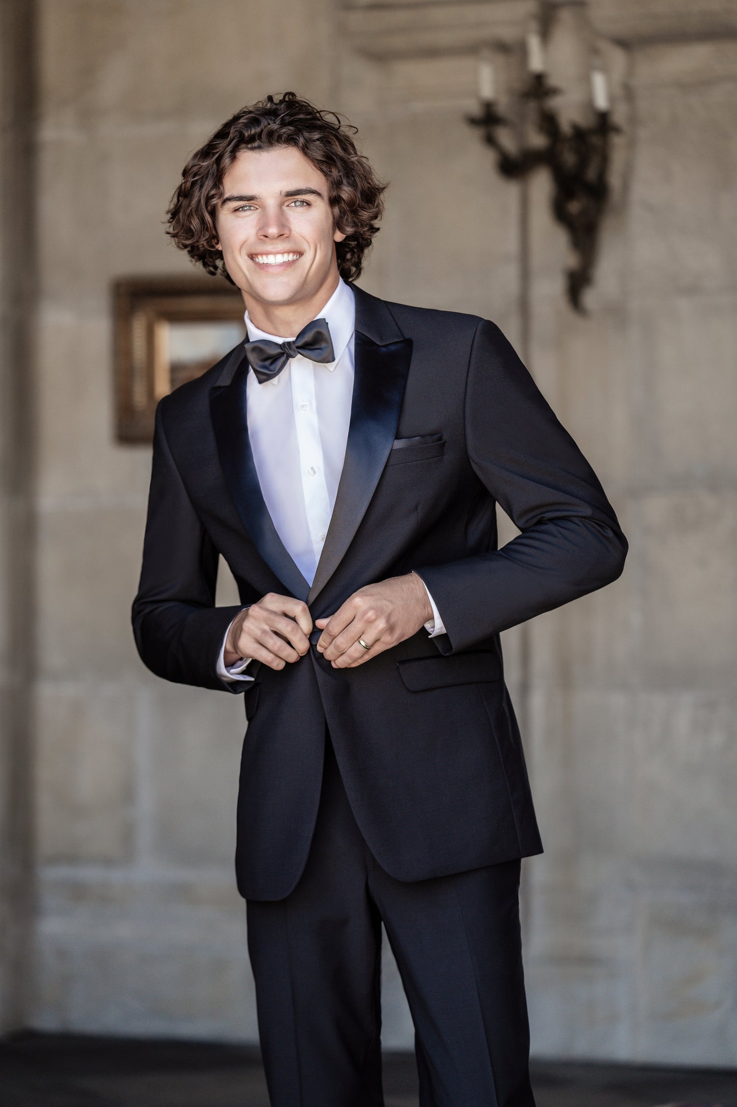 Ultra Black Peak Lapel Tuxedo