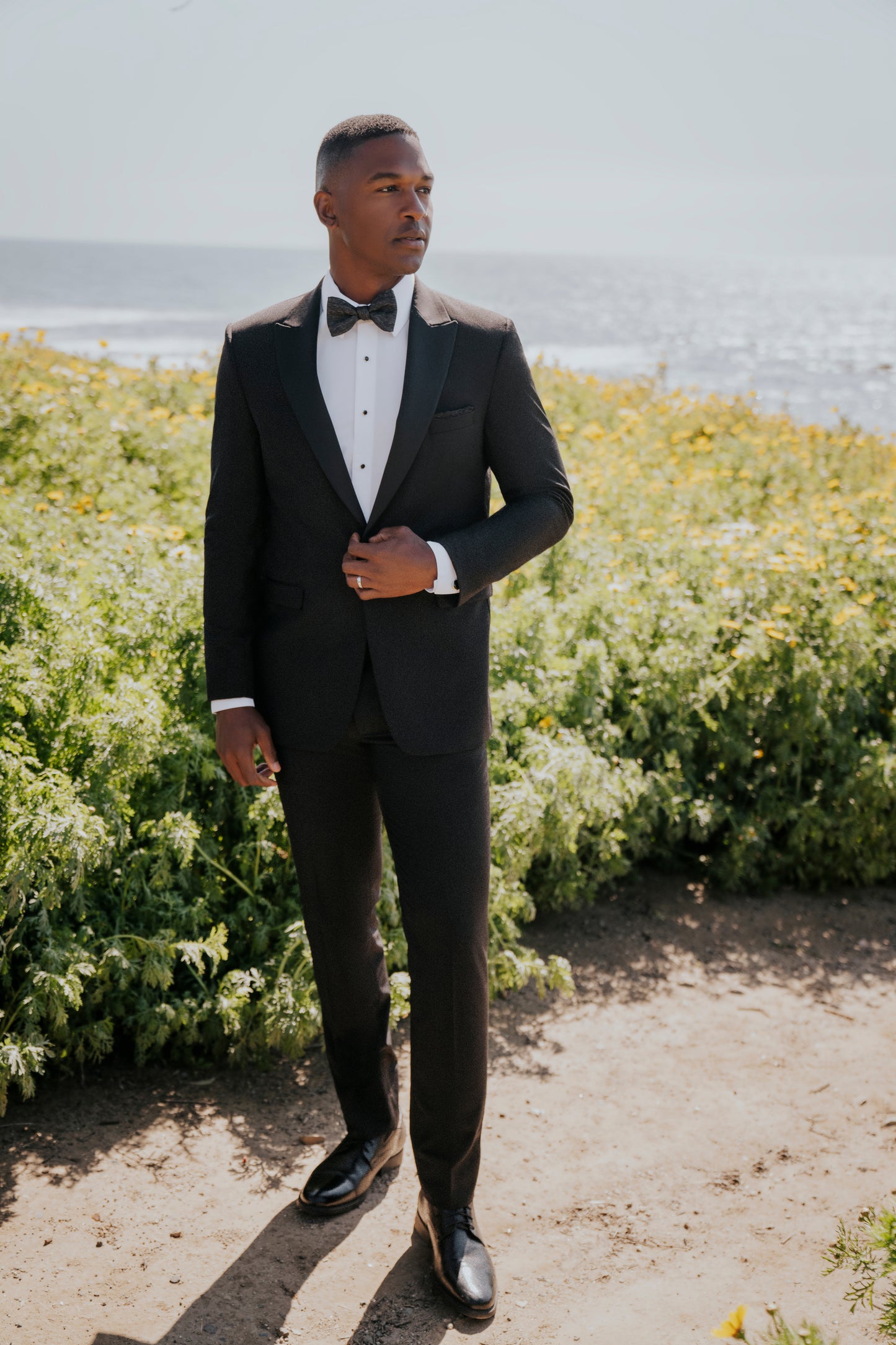Onyx Black Peak Lapel Tuxedo