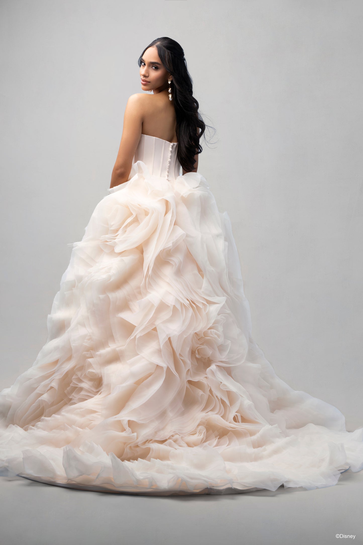 DP422 - Belle