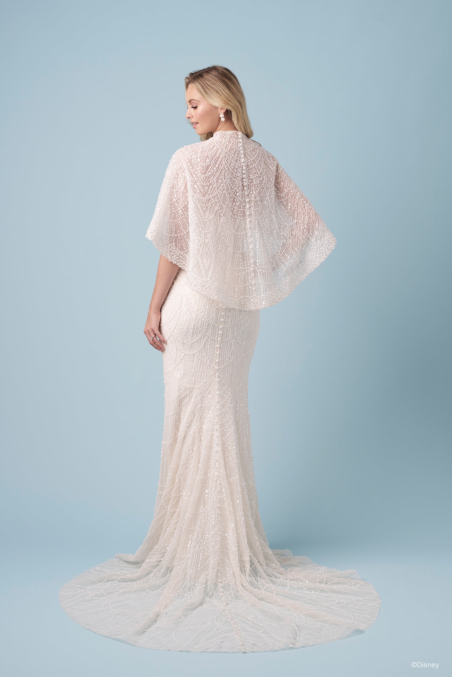 DP458CP - Tiana Cape