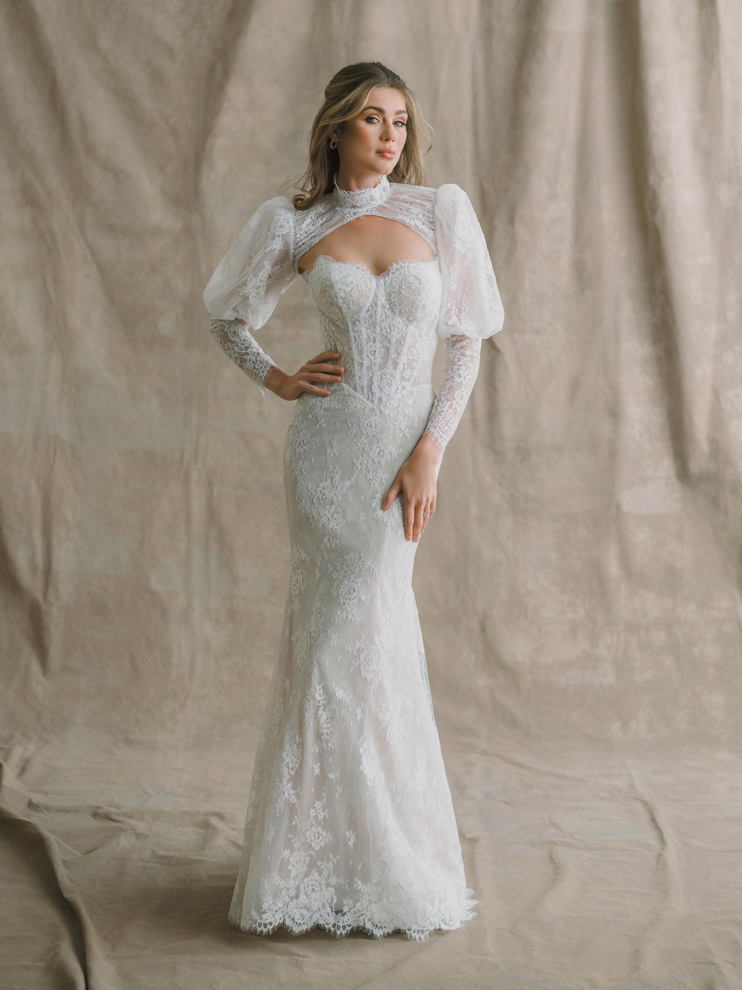 E605J - Valentina