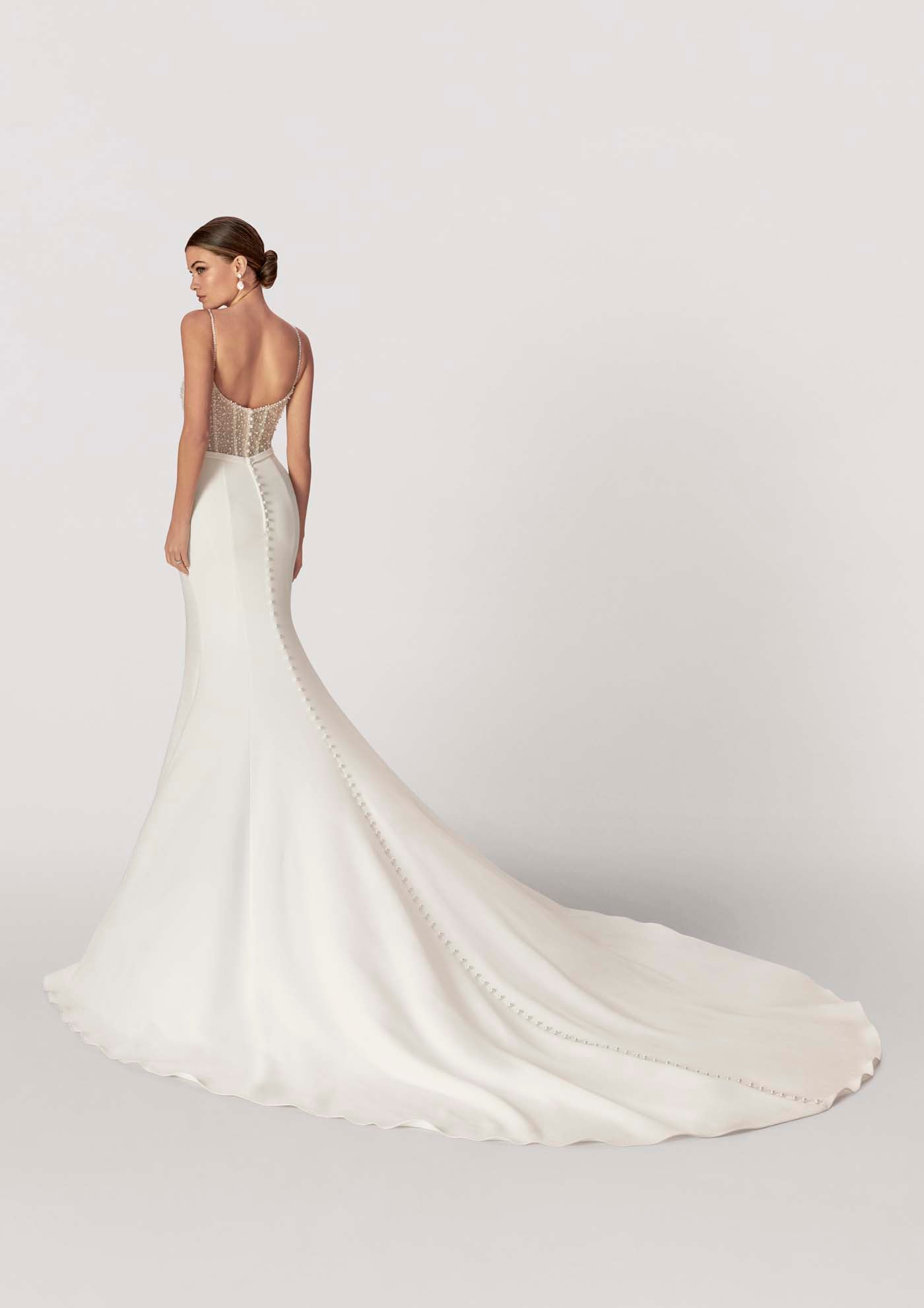MJ1050 - Gigi