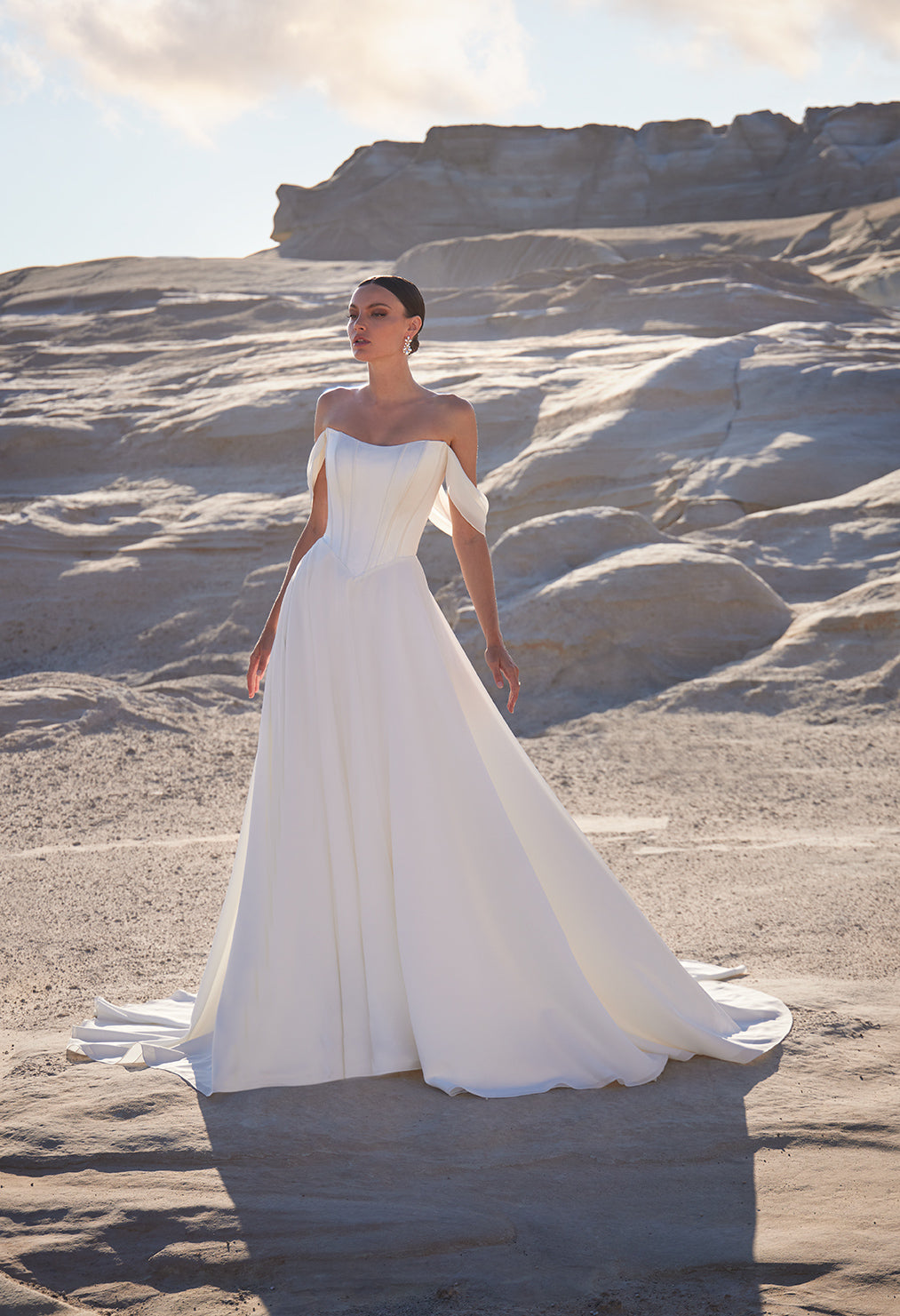 dove satin wedding dress White Dove Wedding Dress| Wedding Gowns MADE TO MEASURE / White / Satin