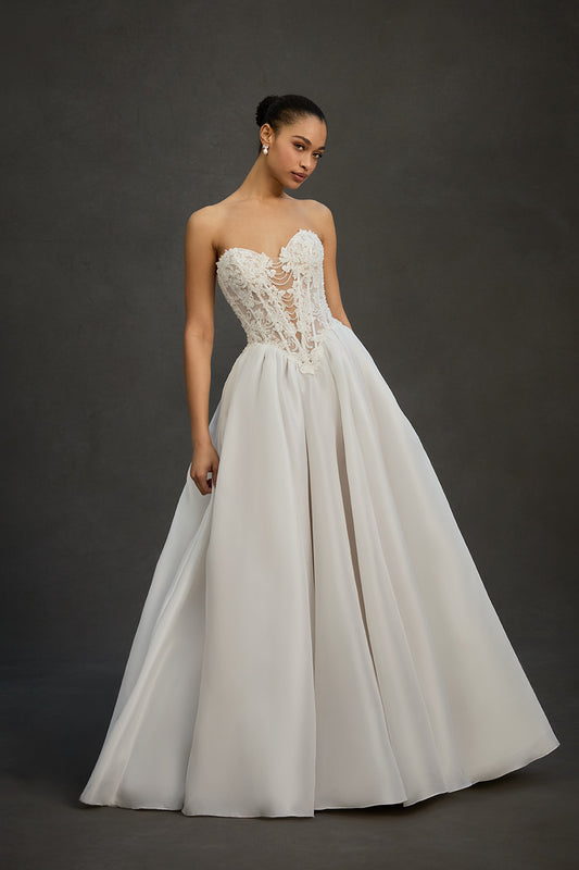 MJ1272 - Claire