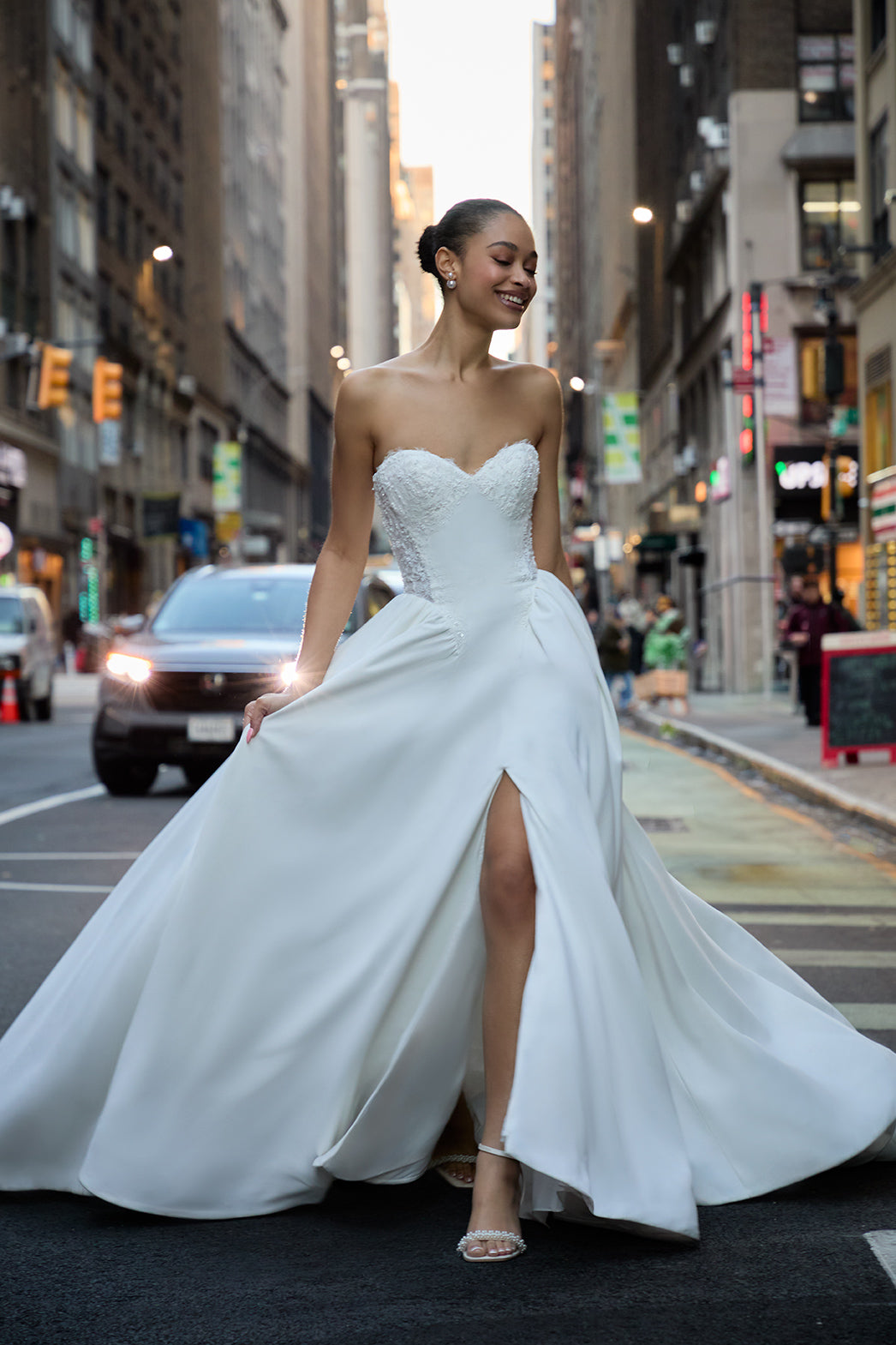 MJ1284 - Corinne