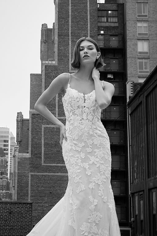 MJ1290 - Claudia
