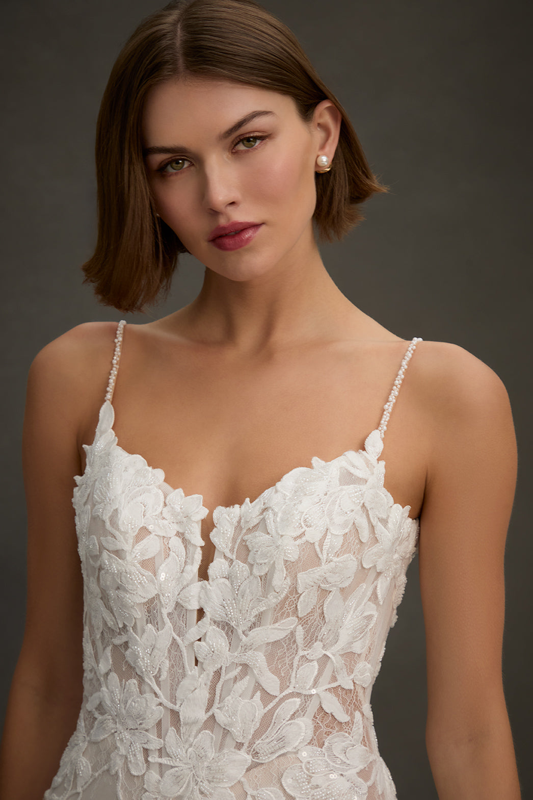 MJ1290 - Claudia