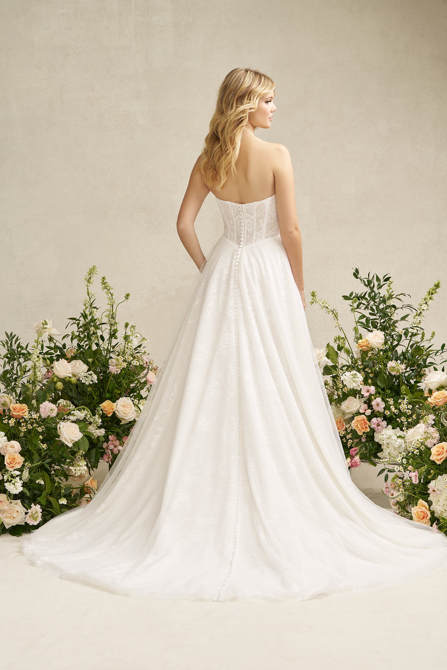 R3901 Allure Bridals R3901 Allure Bridals