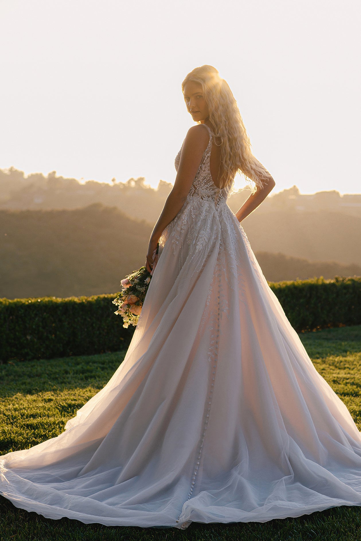 R3910 – Allure Bridals