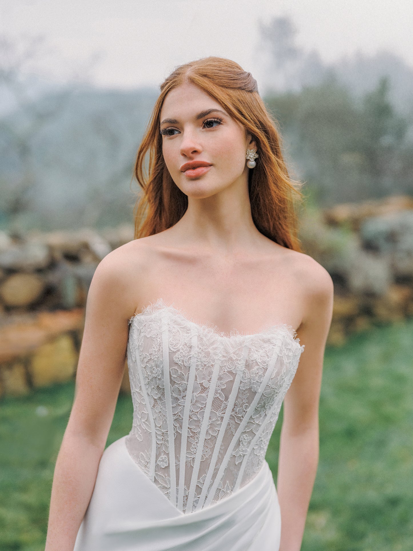 R3976